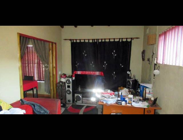 3 BEDROOM HOUSE FOR SALE IN MAYBERRY PARK